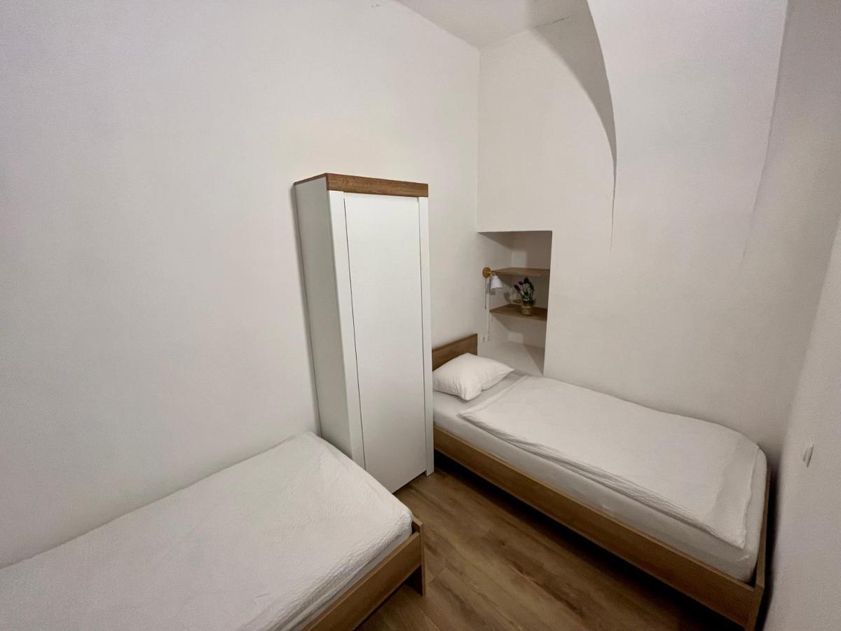 Apartment Tisa, Любляна Экстерьер фото
