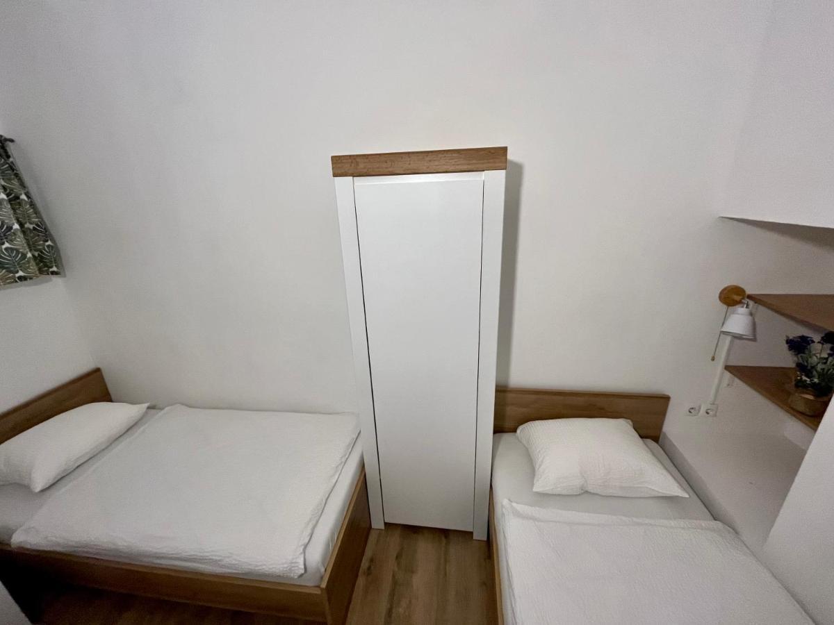 Apartment Tisa, Любляна Экстерьер фото